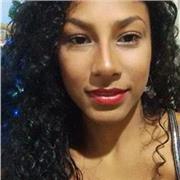 Profesional con experiencia en microbiología alimentaria, farmacéutica